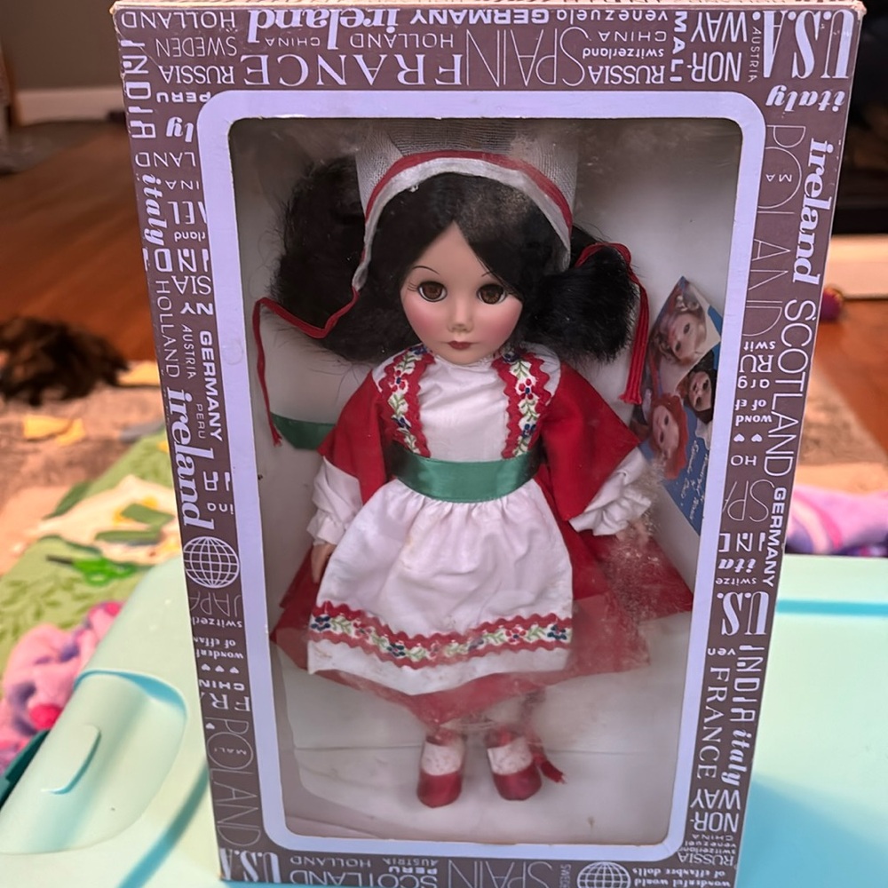 Effanbee Italy doll
